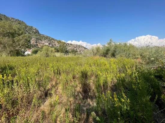 Çandır'da Kanala Sıfır 2765m2 Satılık Müstakil Ev