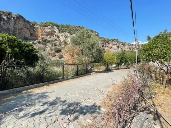 Çandır'da Kanala Sıfır 2765m2 Satılık Müstakil Ev