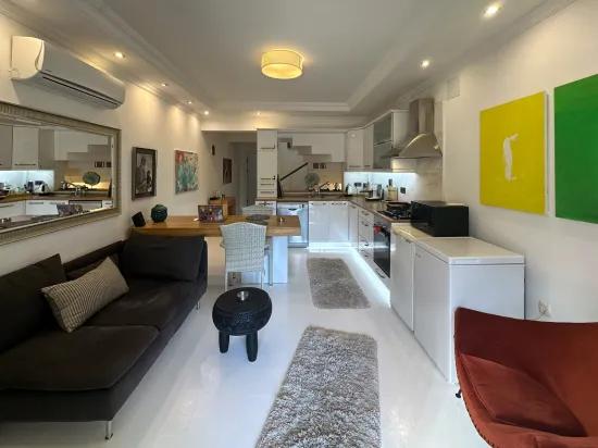 Dalyan'da Kanala Sıfır 4+1 Satılık Villa