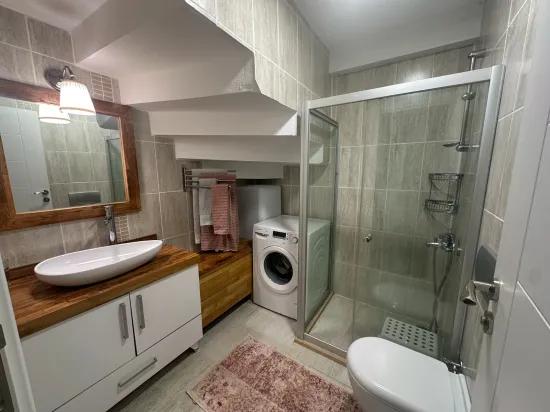 Dalyan'da Kanala Sıfır 4+1 Satılık Villa