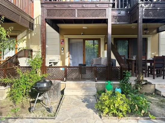 Dalyan'da Kanala Sıfır 4+1 Satılık Villa