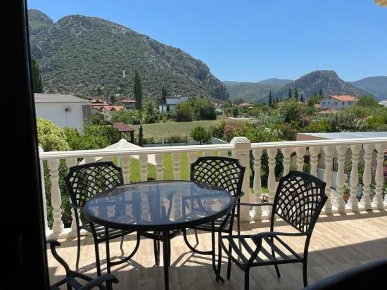 Dalyan Arıkbaşı'nda 4+1 Satılık Villa
