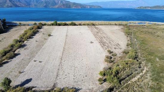 Çandır'da Göle Sıfır 3210m2 Satılık 2b Arazisi