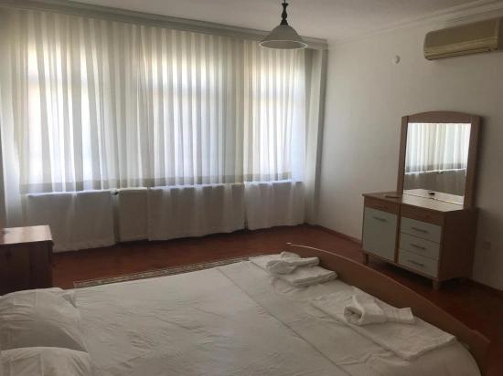 Dalyan'da 1000m2 Arsa İçerisinde 4+1 Satılık Villa