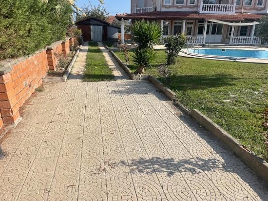 Dalyan'da 1000m2 Arsa İçerisinde 4+1 Satılık Villa