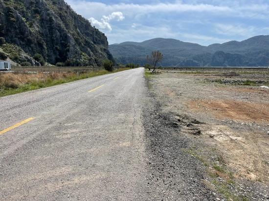 Dalyan İztuzu Plaj Yoluna Sıfır 19.600m2 Satılık Tarla