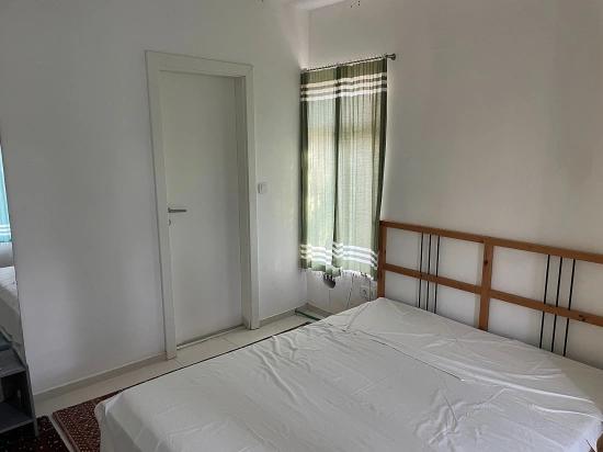 Eskiköy'de 2882 M2 Arsa İçerisinde Müstakil Satılık Tek Katlı Ev