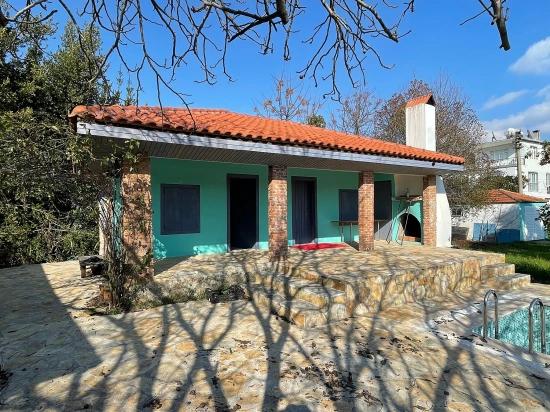 Eskiköy'de 2882 M2 Arsa İçerisinde Müstakil Satılık Tek Katlı Ev