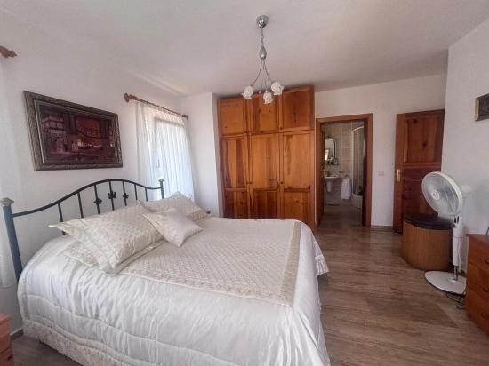 Dalyan'da 848m2 Kral Mezarları Manzaralı 3+1 Satılık Villa