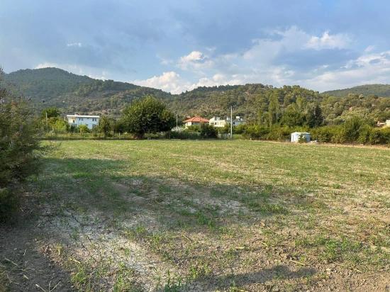 Çandır'da Köy Yerleşik Alanı İçerisinde Rızai-taksimli 1160m2 Satılık Arsa