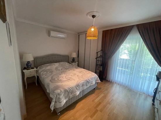 Dalyan Gülpınar'da 720m2 Arsa İçinde 4+1 Satılık Villa