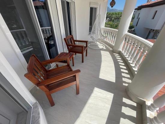 Dalyan Gülpınar'da 720m2 Arsa İçinde 4+1 Satılık Villa