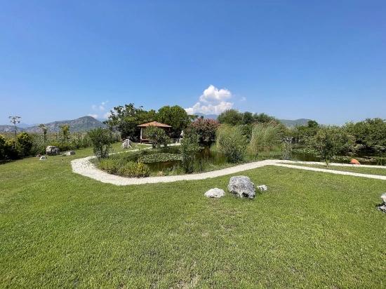 Dalyan İztuzu Manzaralı 7000m2 Arsa İçinde 4+1 Satılık Lüks Villa