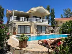 Ortaca Dalyan Mah. Satılık 4+1 Villa - 880 m²