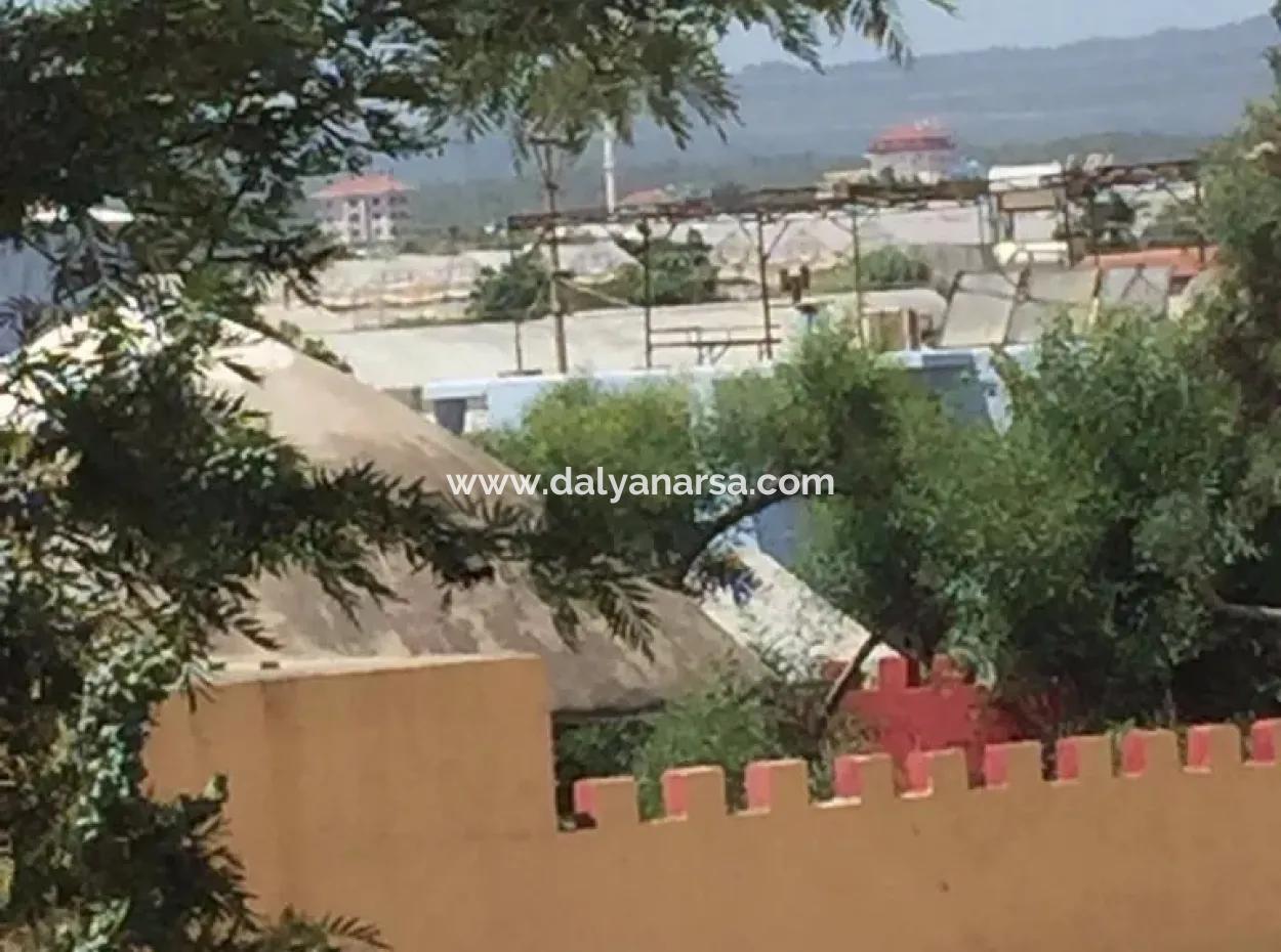 Alanya Telatiye Mahallesi Konaklı Mevkiinde Denize Yakın Köşebaşı 338M2 Arsa İçerisinde Satılık Villa