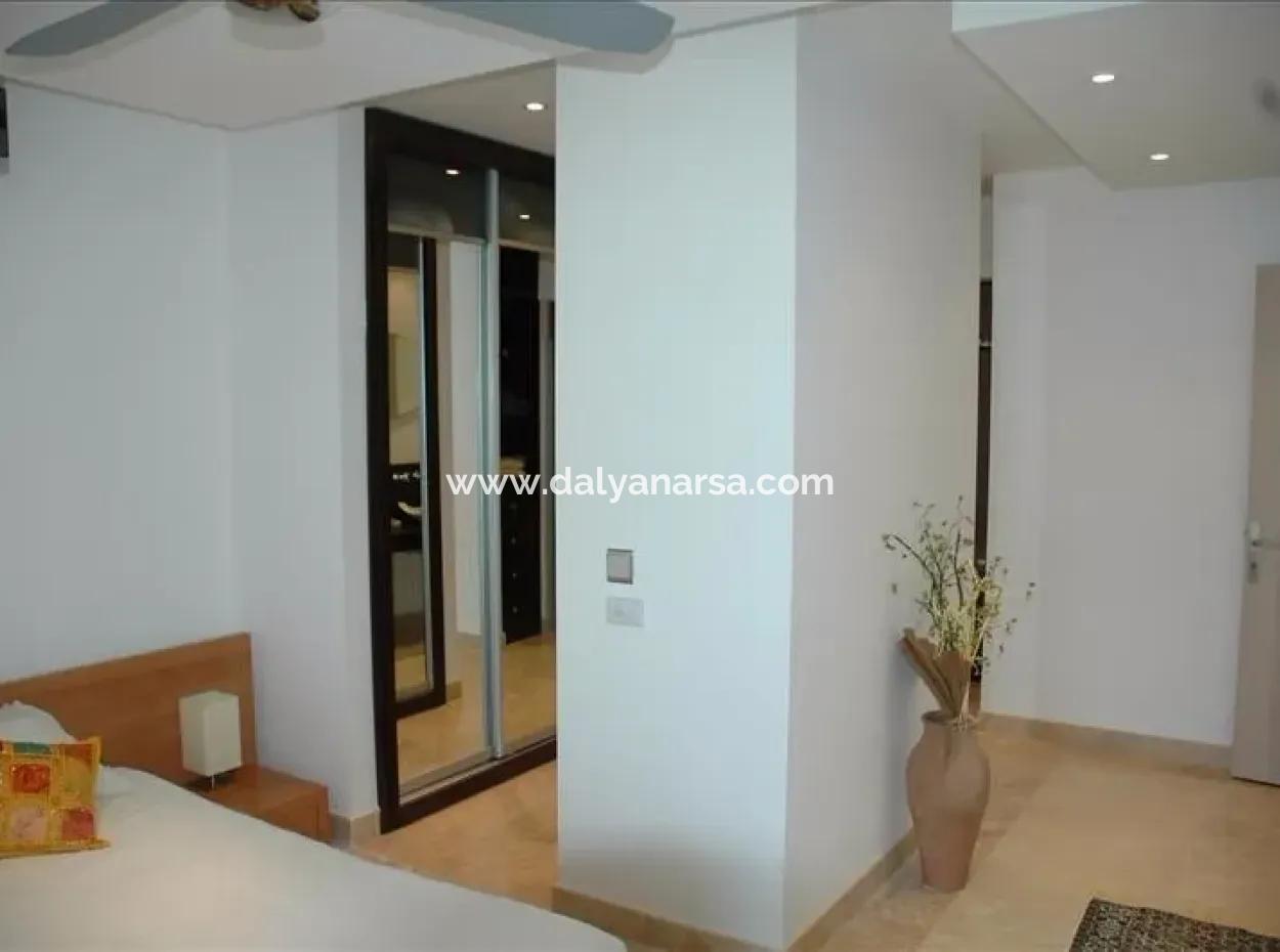 Kaş Denize Sıfır Satılık Villa Meyis Adasına Ve Deniz Manzaralı Satılık Villa