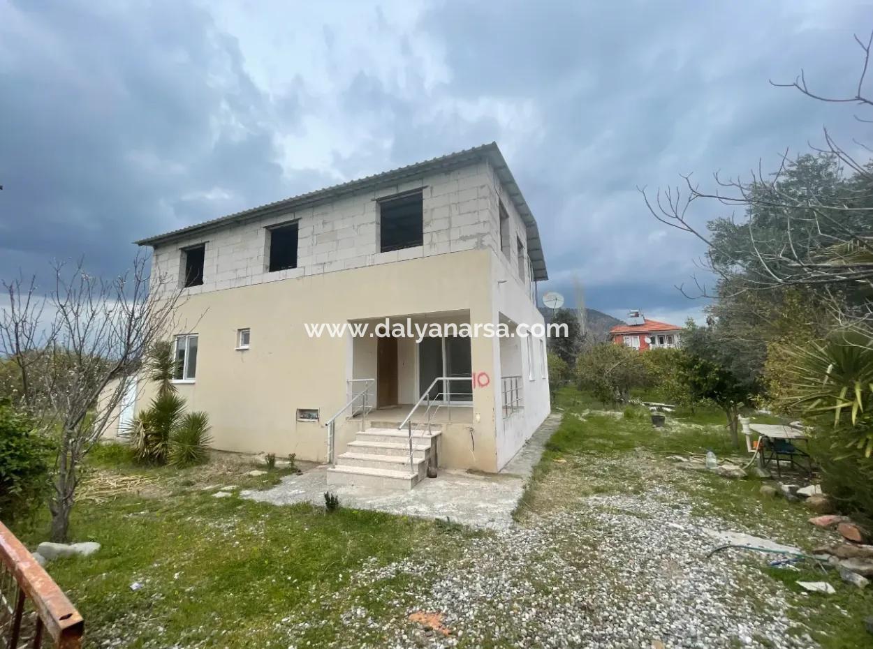 Kemalya 1880M2 Arsa İçinde Satılık Köy Evleri