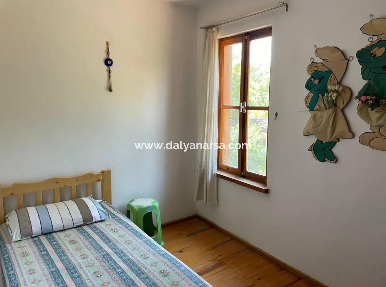 Dalyan Merkezde 5+1 Satılık Villa
