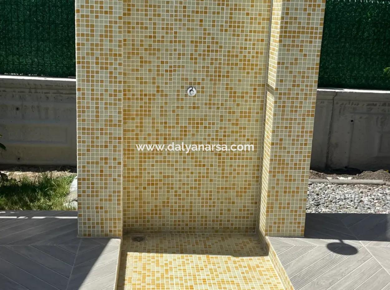 Dalyan Gülpınar'da 720M2 Arsa İçinde 4+1 Satılık Villa