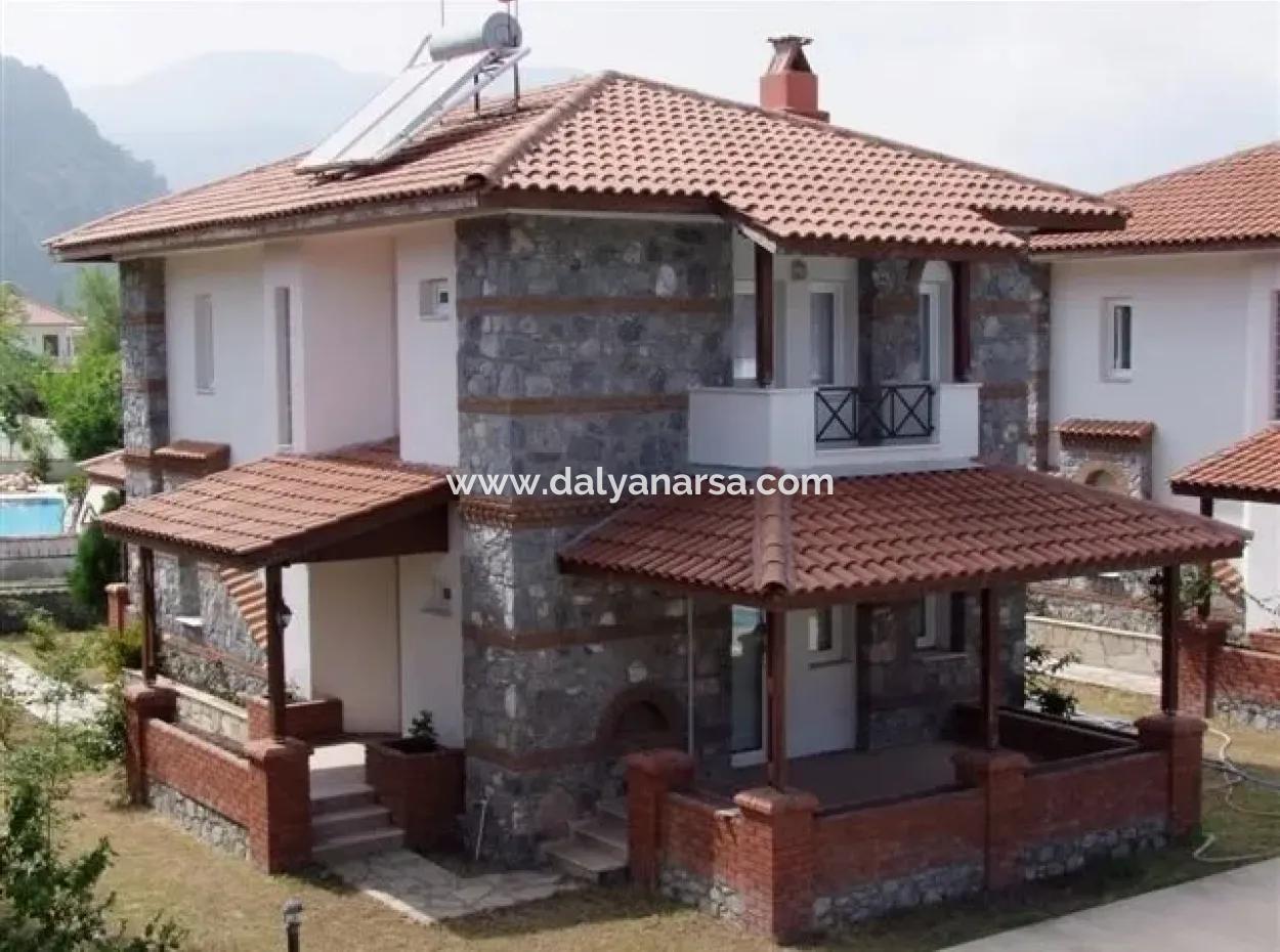 Dalyan'da Site İçerisinde 3+1 Satılık Villa