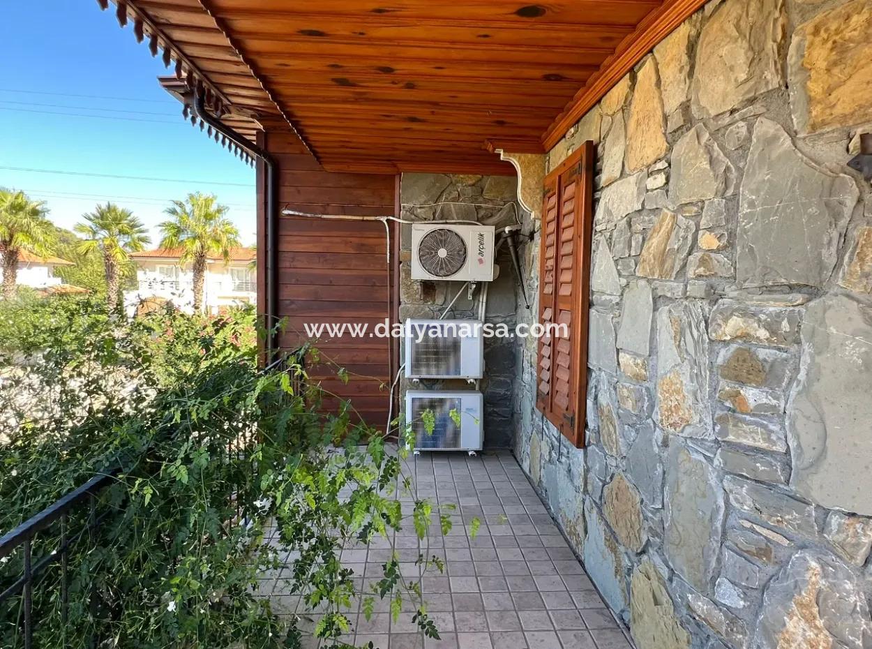 Dalyan Gülpınar'da 580M2 Arsa İçerisinde Satılık Taş Villa